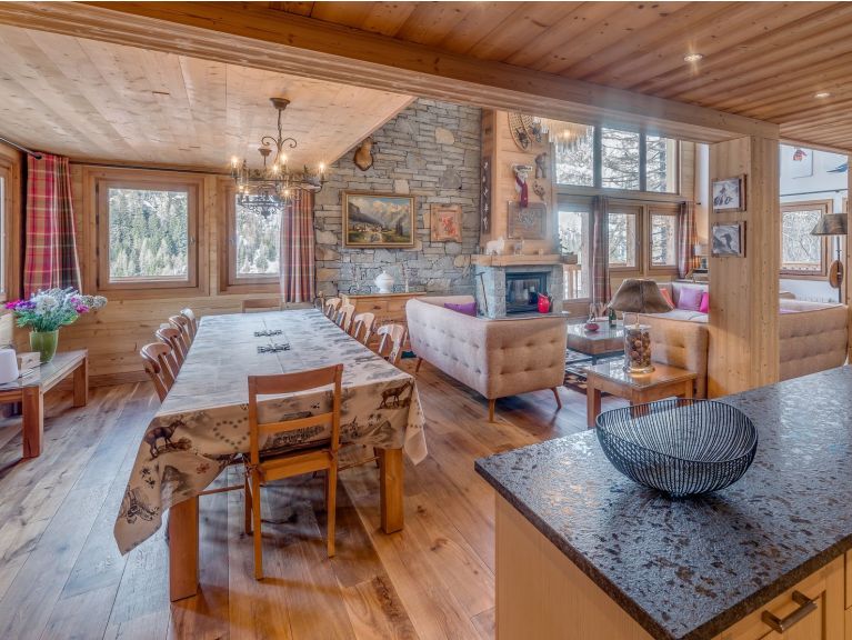 Chalet Zanskar met buiten-whirlpool