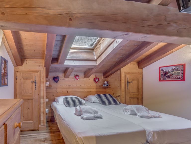 Chalet Zanskar met buiten-whirlpool