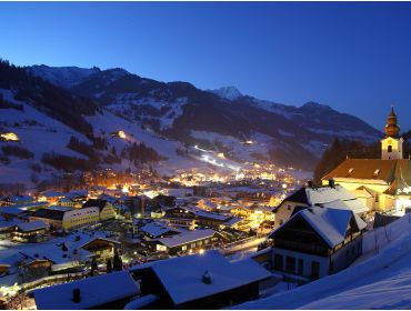 Skidorp Fraai en kindvriendelijk wintersportdorpje in het Salzburgerland-4