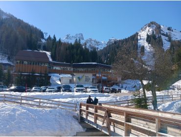 Skidorp Rustig wintersportdorp aangesloten op de Sella Ronda-6