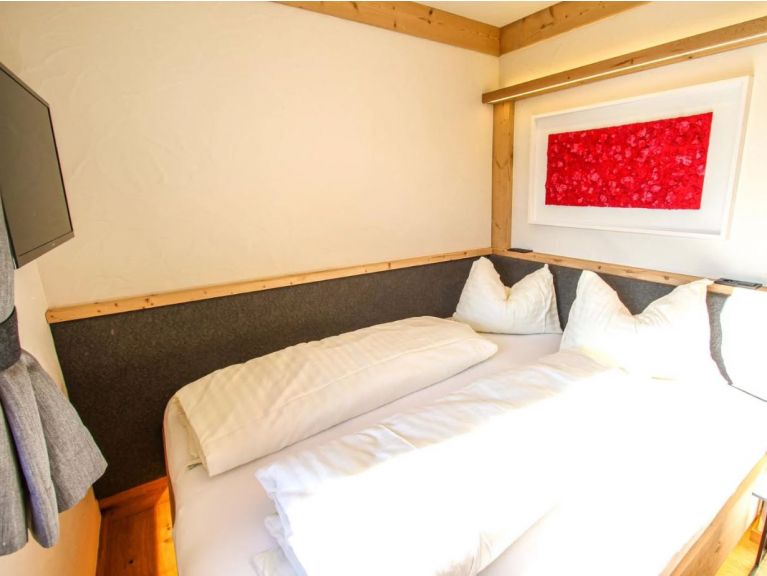Chalet-appartement Enzianalm Bergstube met sauna