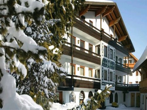 Chalet Alber inclusief catering 35 42 personen Tirol