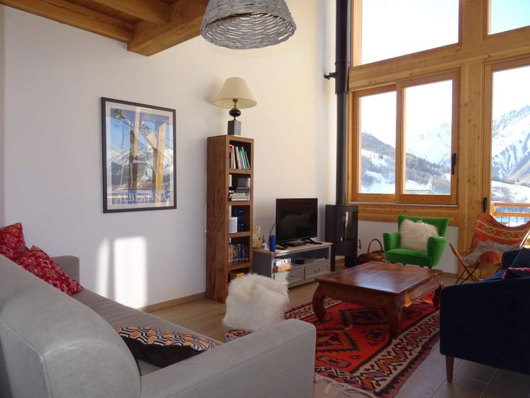 Chalet Caseblanche Pomme de pin met houtkachel en sauna
