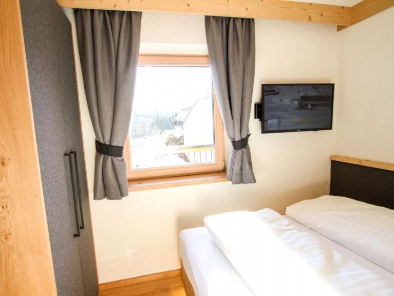 Chalet-appartement Enzianalm Bergstube met sauna