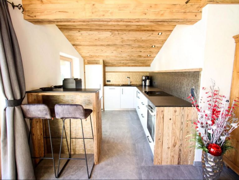 Chalet-appartement Enzianalm Bergstube met sauna
