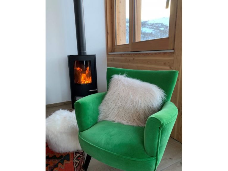 Chalet Caseblanche Pomme de pin met houtkachel en sauna