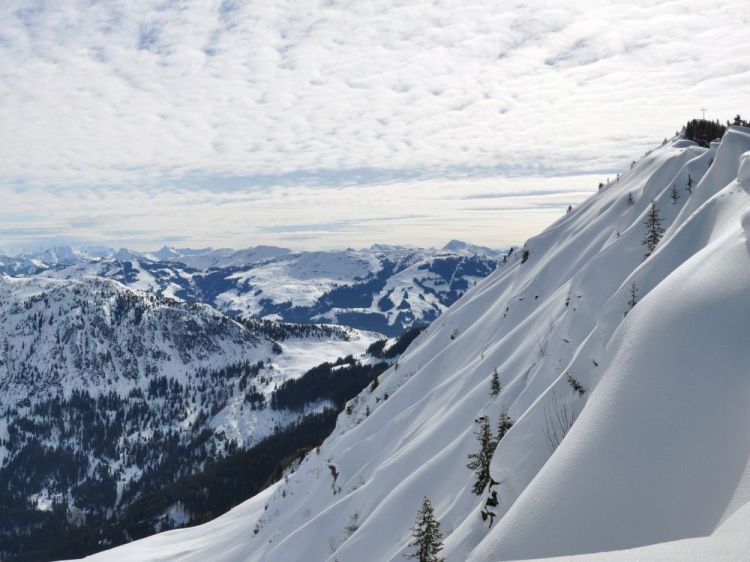 Romantiek skivakantie witte bergen