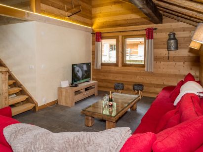 Chalet Les Bucherons met buiten-whirlpool-2