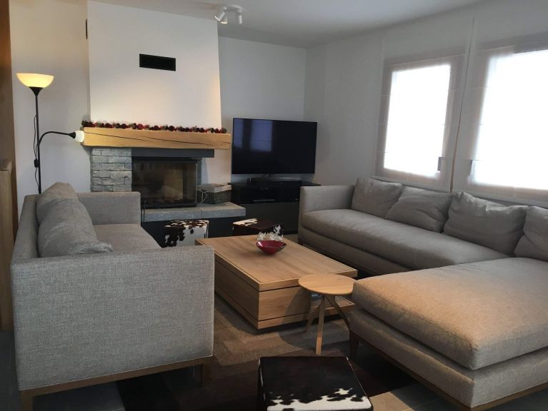 Chalet Caseblanche Allium met open haard, sauna en whirlpool