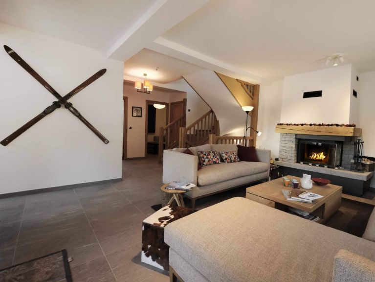 Chalet Caseblanche Allium met open haard, sauna en whirlpool