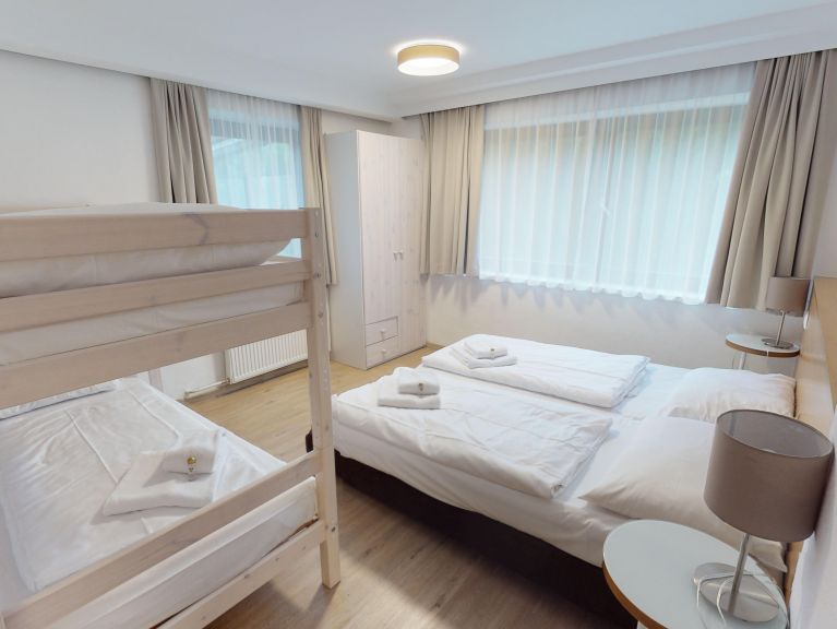 Chalet Edelweiss am See Combi, 4 apt. incl. gezamenlijke keuken en eetruimte