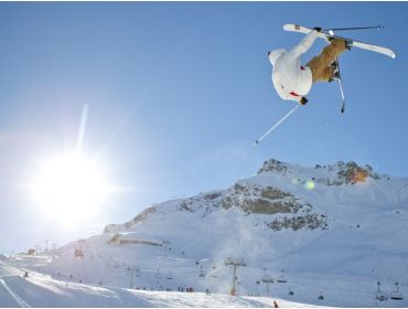 Skidorp Wintersportdorp gelegen midden tussen de pistes en skiliften-12