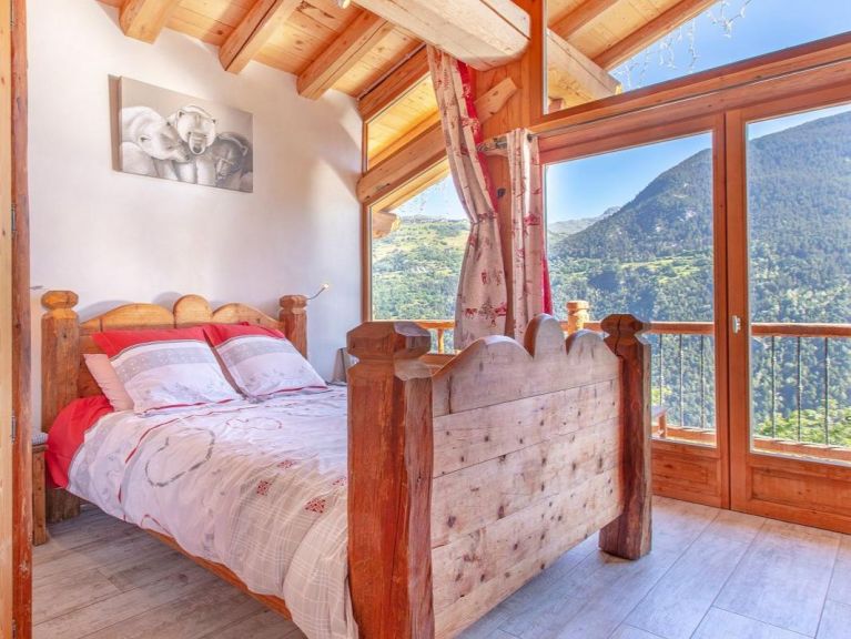 Chalet de Ferme Farmhouse + Perle des Neiges