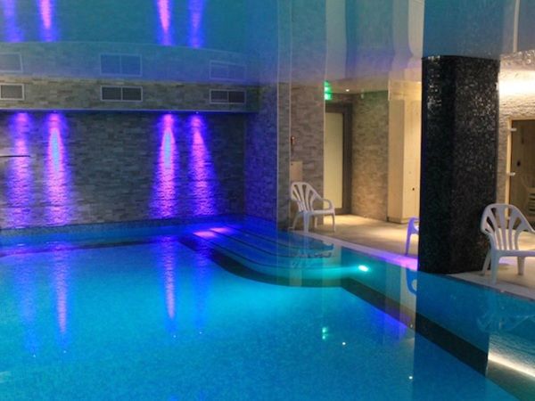 Chalet Adelphine met privé-whirlpool
