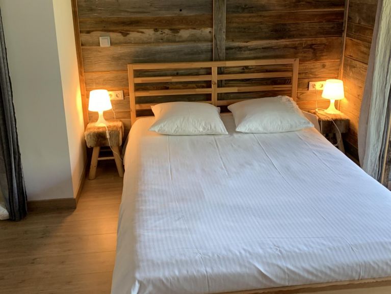 Chalet-appartement de Louis met buiten-whirlpool