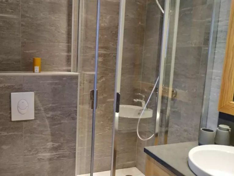Chalet Caseblanche Selini met houtkachel en sauna