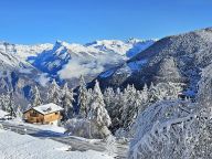 Chalet Chaud met privé-sauna-15