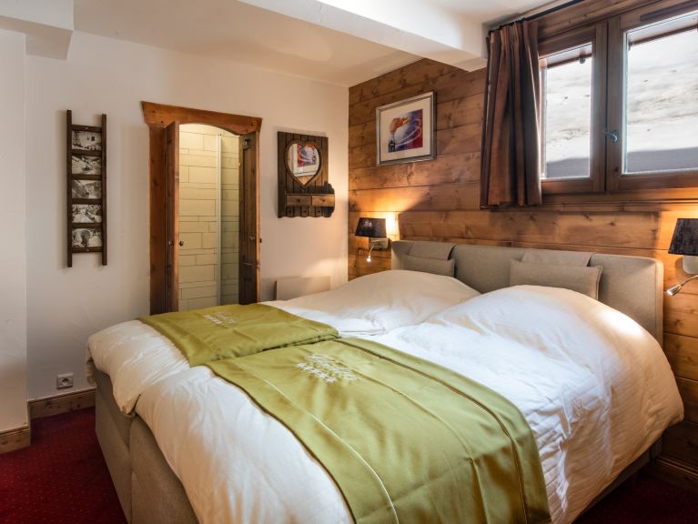 Chalet Le Hameau des Marmottes met familiekamer en sauna