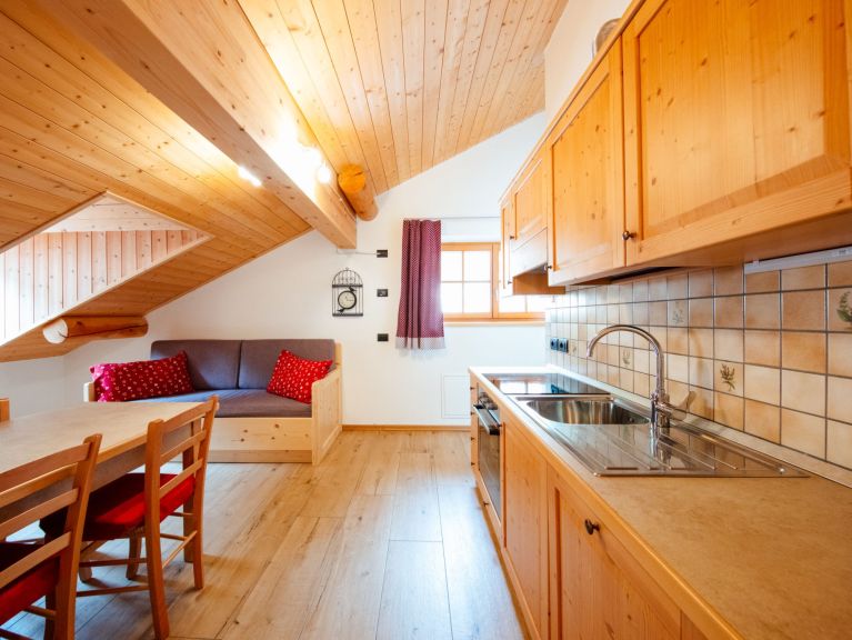 Chalet Mantel