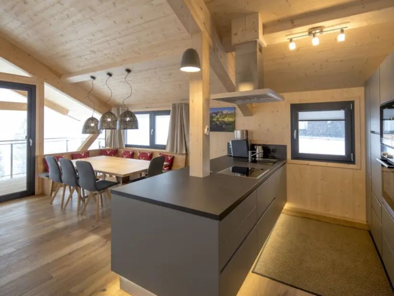 Chalet Reiteralm met outdoor whirlpool