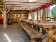 Chalet Les Bucherons met buiten-whirlpool-6