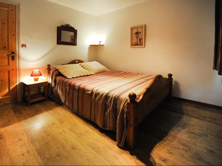 Chalet-appartement Le Genepi combinatie 4 + 6-8 persoons appartement