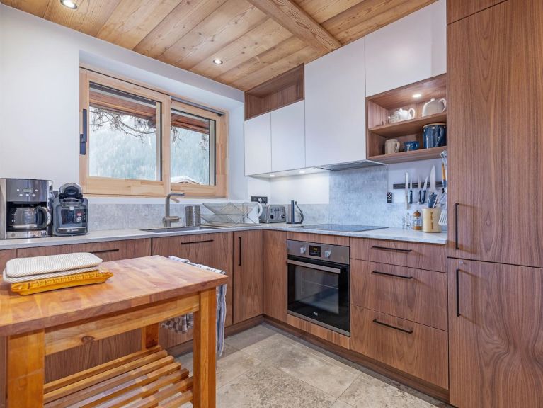 Chalet de Claude met sauna en outdoor hot tub