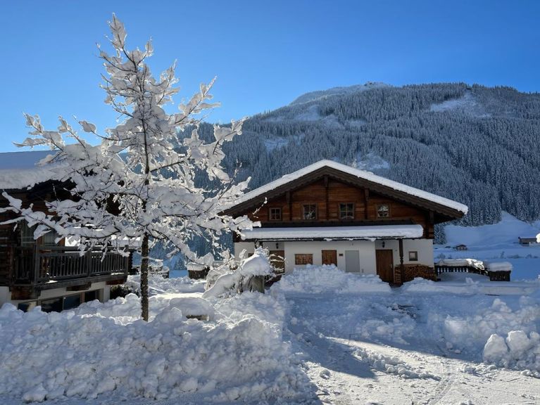 Chalet Schöneben Bauernhaus Hele huis met sauna