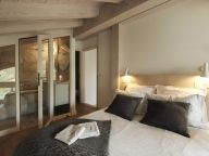 Chalet Caseblanche Retreat met houtkachel en sauna-3