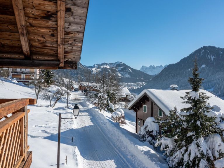 Chalet Ferme du Rys met buiten-whirlpool, zondag t/m zondag
