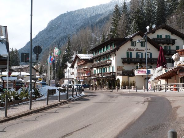 Skidorp Gezellig wintersportdorp midden in Val di Fassa-1