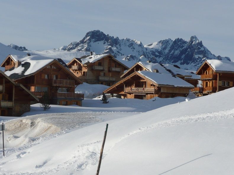 Chalet de L'Altiport Melusine - 12 personen