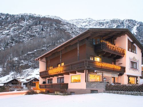 Chalet Solden - Chalet Alpenheim Simone - Vakantiehuis voor 16 personen vlakbij Solden.