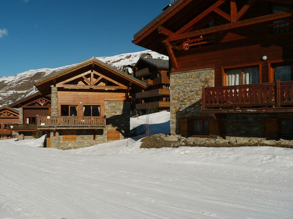 Chalet Le Hameau des Marmottes - 12 personen